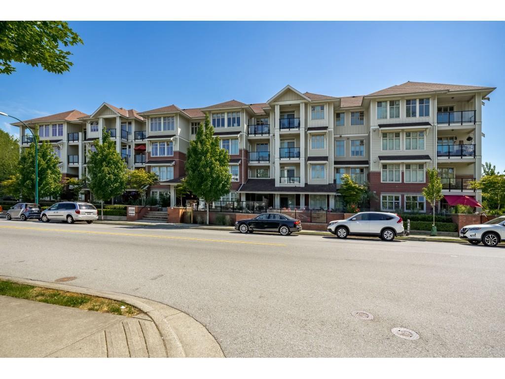 2330 Shaughnessy Street - Photo 1