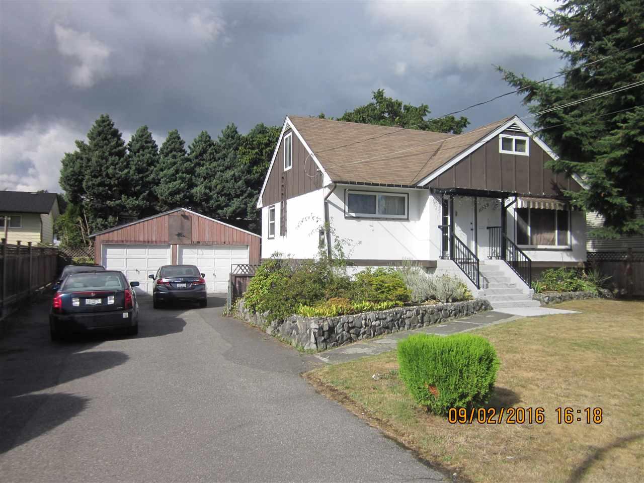 11739 80 Avenue - Photo 1