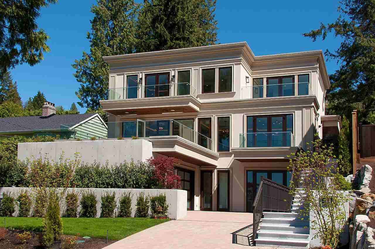 910 Braeside Street - Photo 1