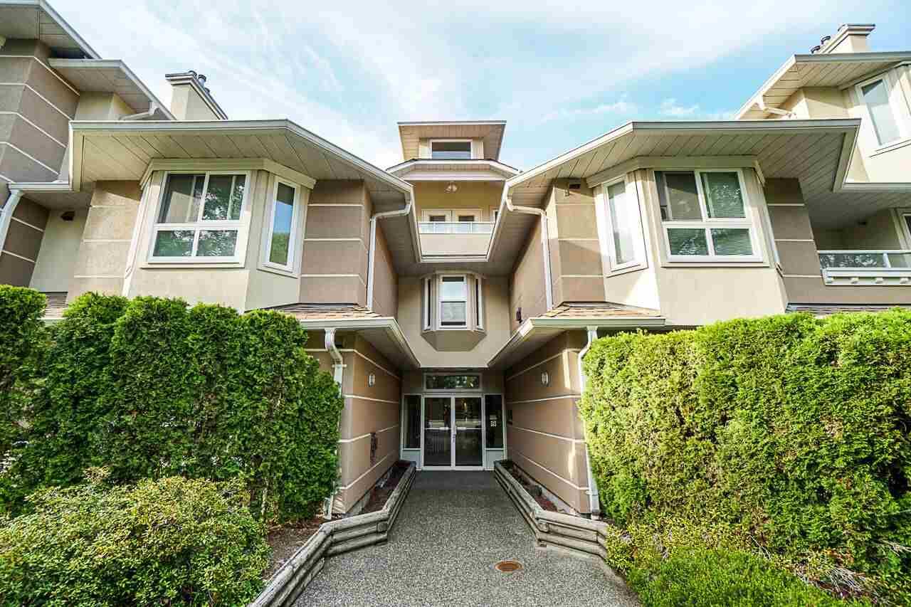 19721 64 Avenue - Photo 1