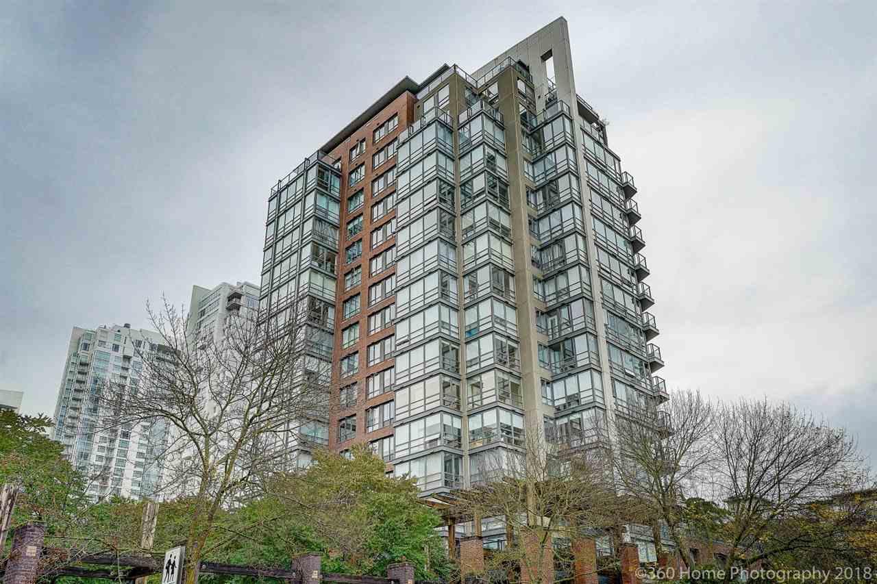 139 Drake Street - Photo 1