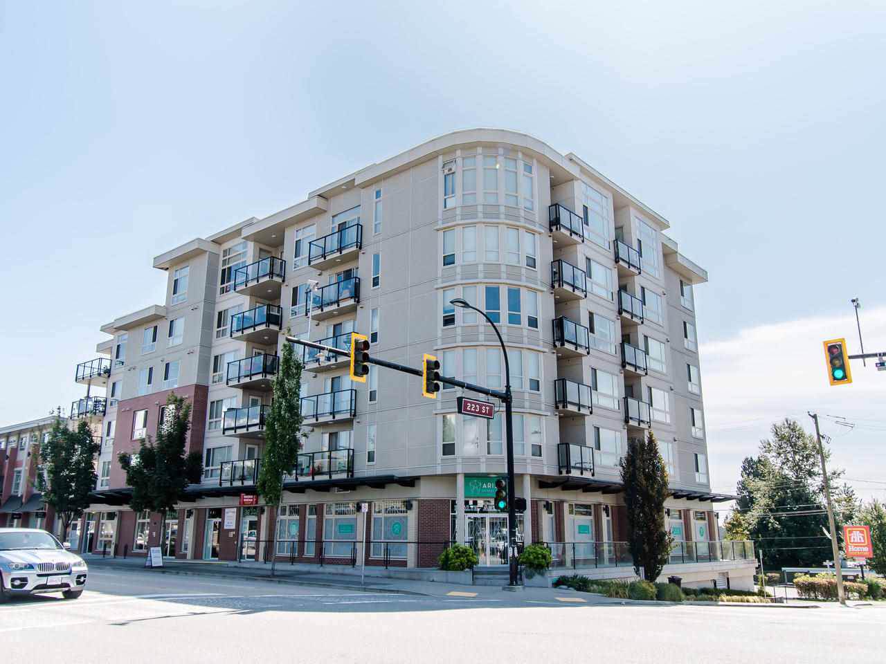 22318 Lougheed Highway - Photo 1