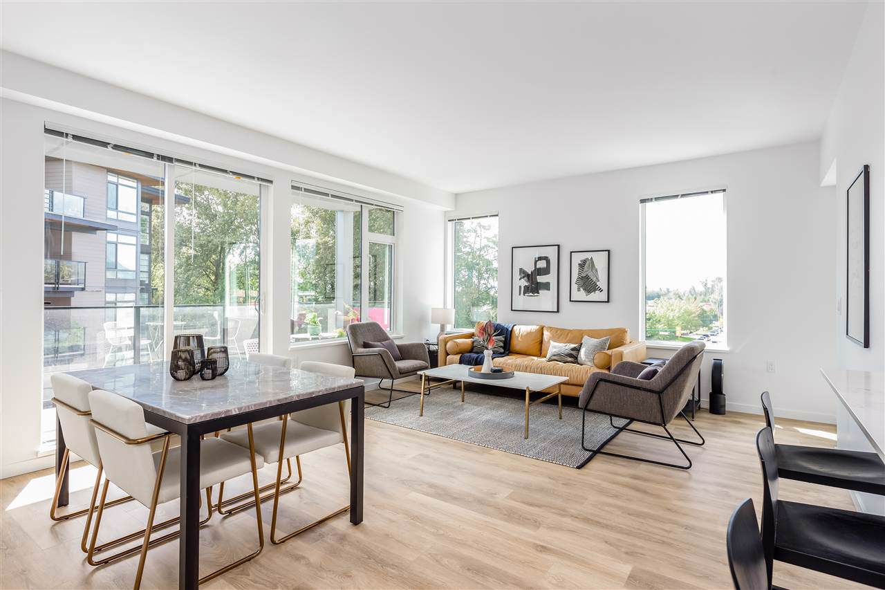 725 Marine Drive - Photo 1