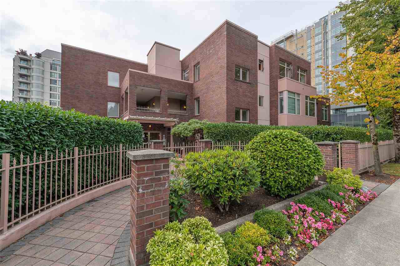 2271 Bellevue Avenue - Photo 1