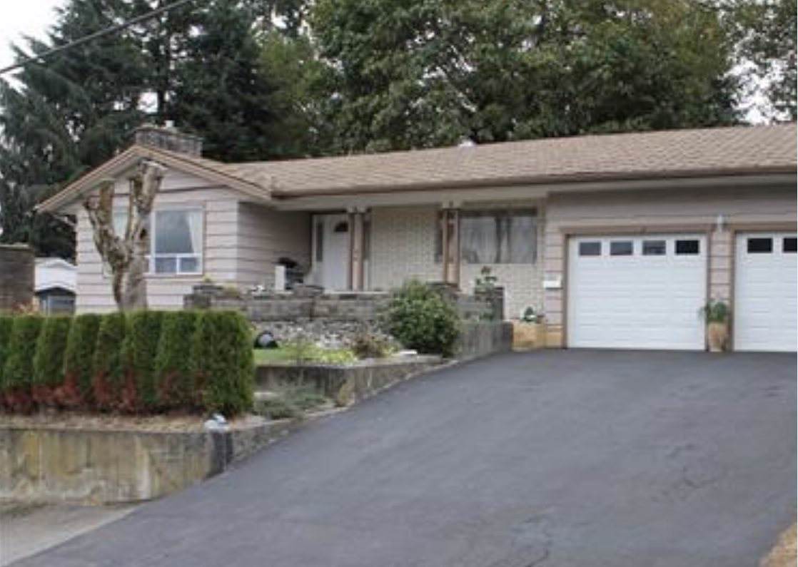 2570 Magnolia Crescent - Photo 1