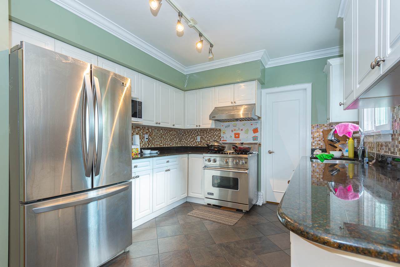 5389 Larch Street - Photo 1