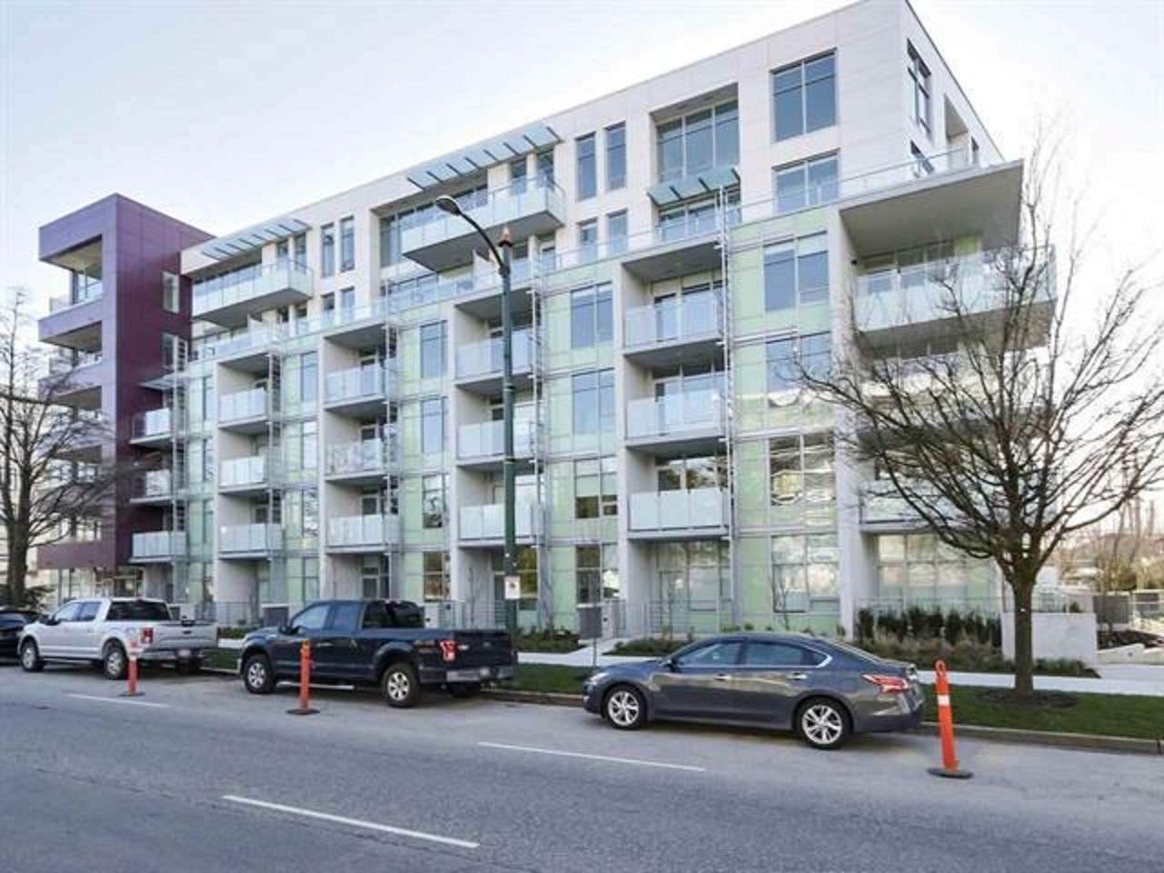 5077 Cambie Street - Photo 1