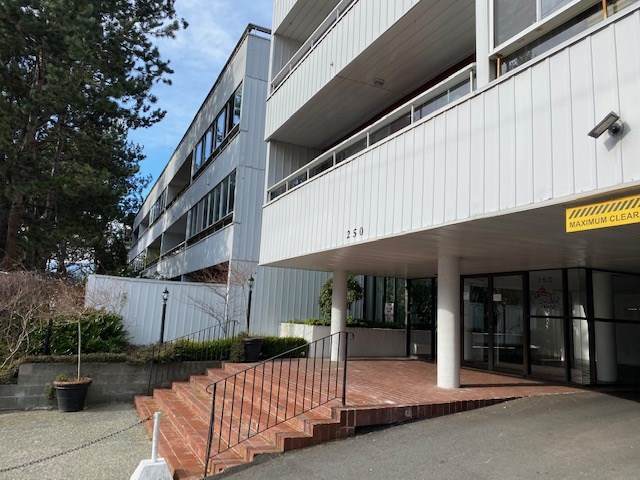 250 1ST Street - Photo 1