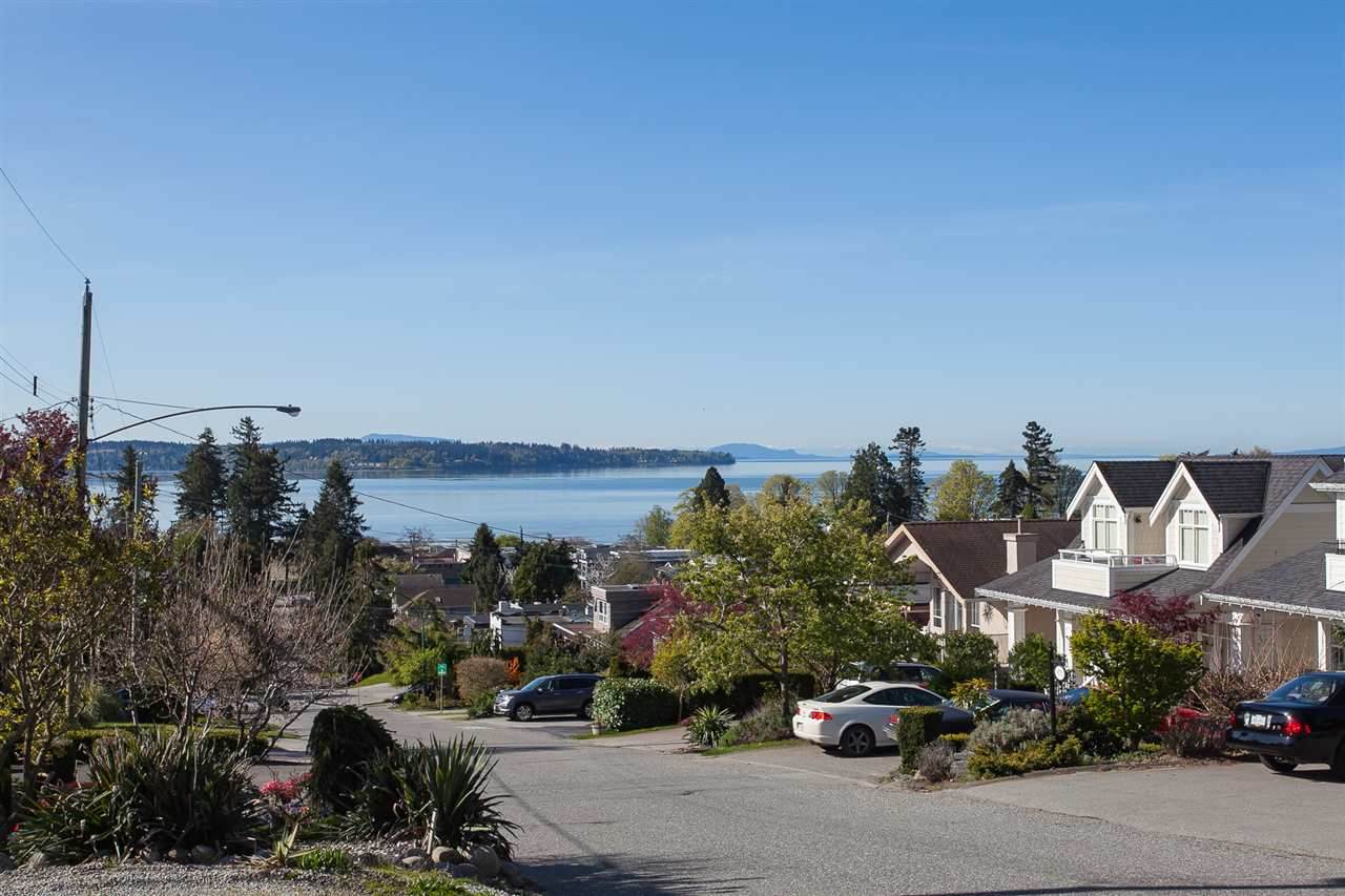 972 Kent Street - Photo 1