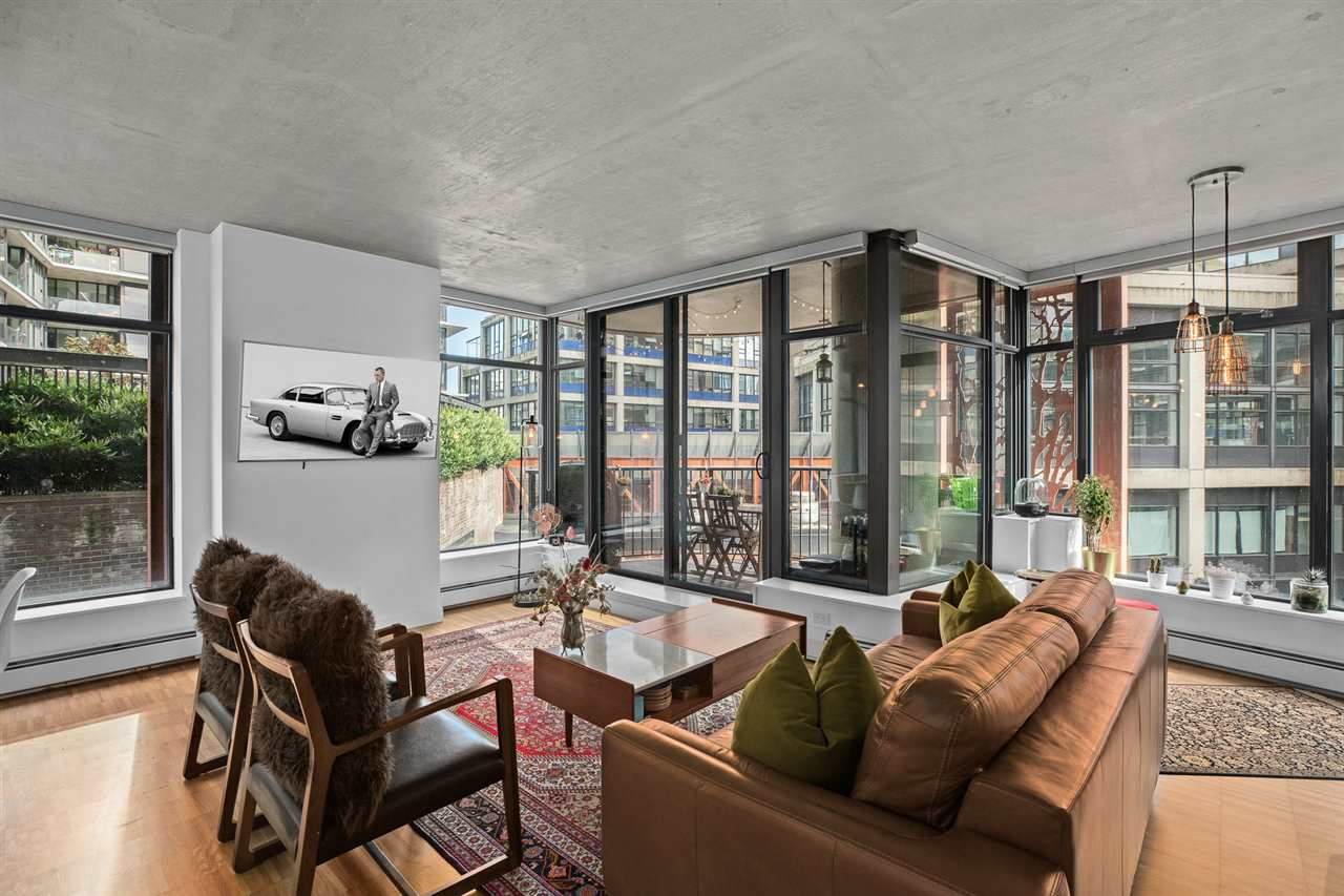 128 Cordova Street - Photo 1