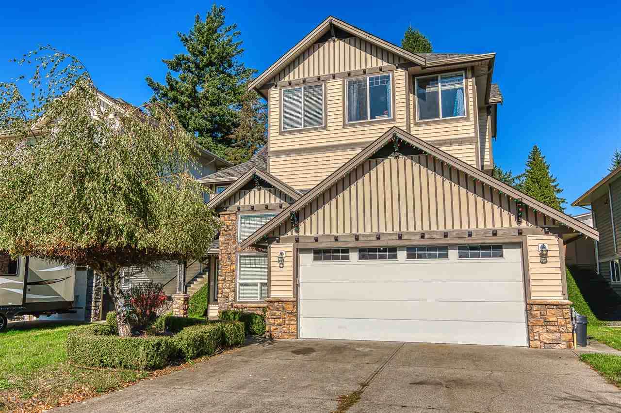 34453 Stoneleigh Avenue - Photo 1
