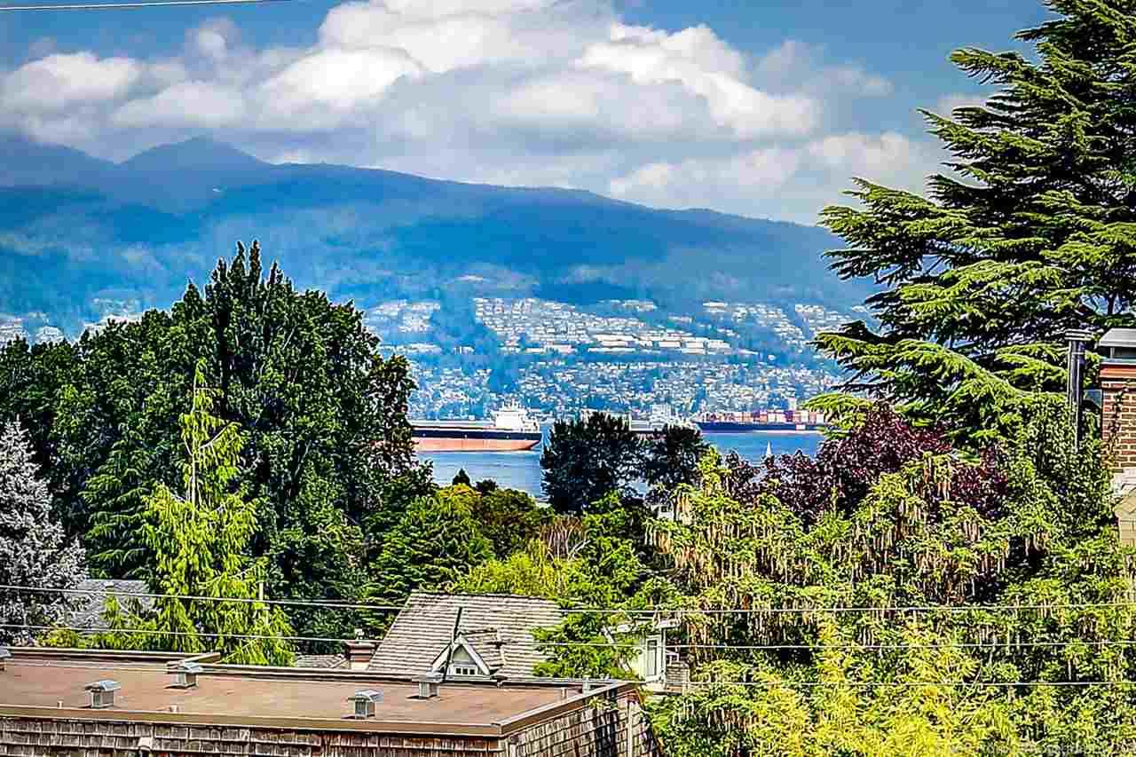 4333 Locarno Crescent - Photo 1