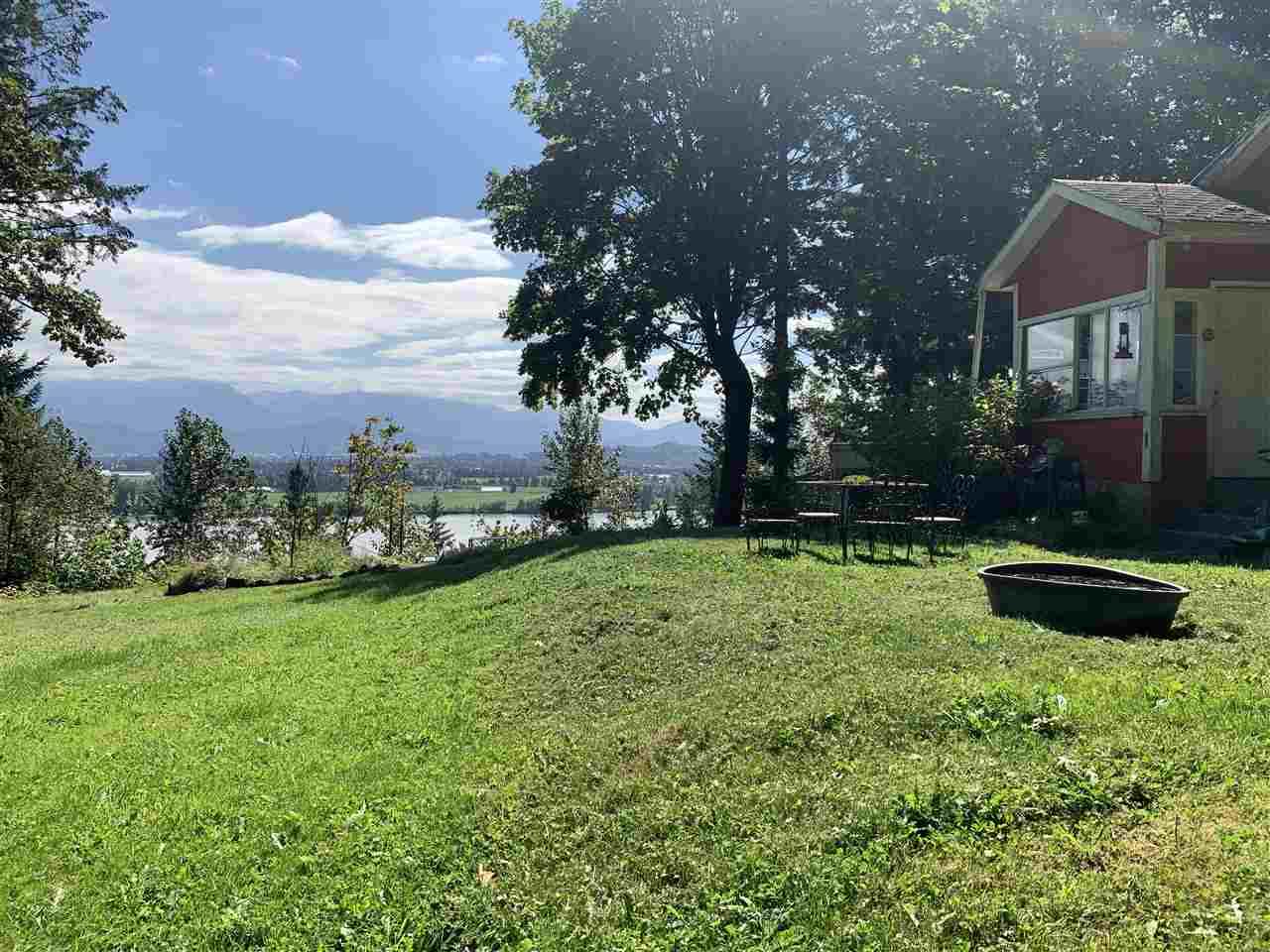 2874 Lougheed Highway - Photo 1