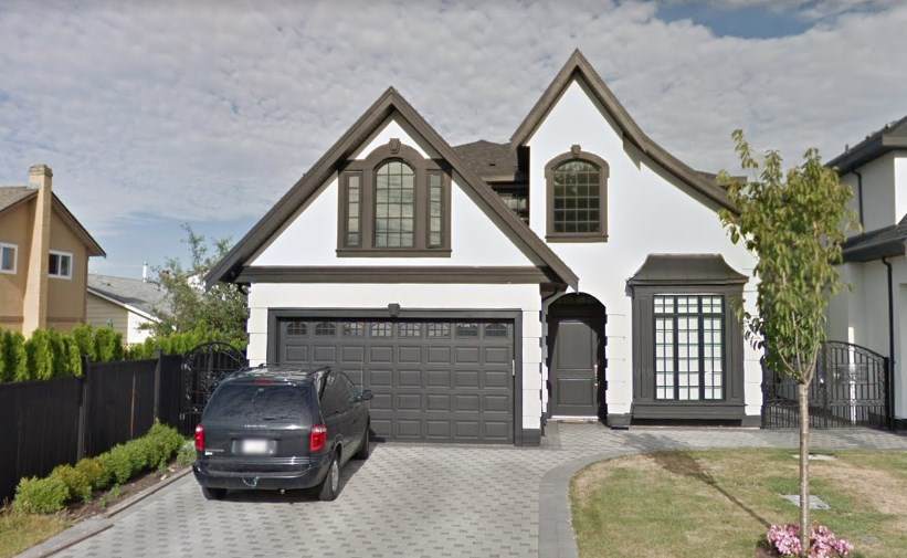 4434 60B Street - Photo 1