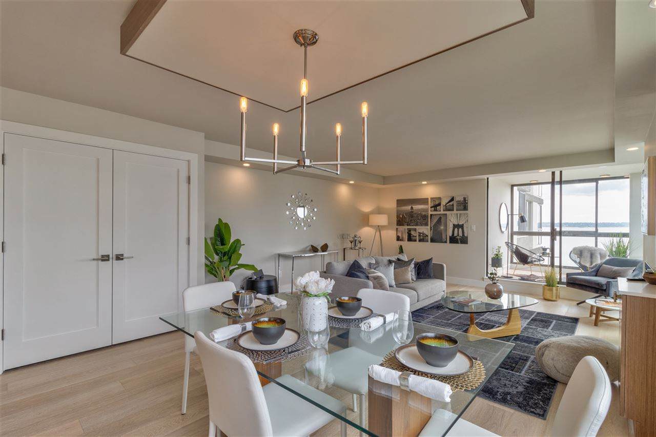 2090 Argyle Avenue - Photo 1