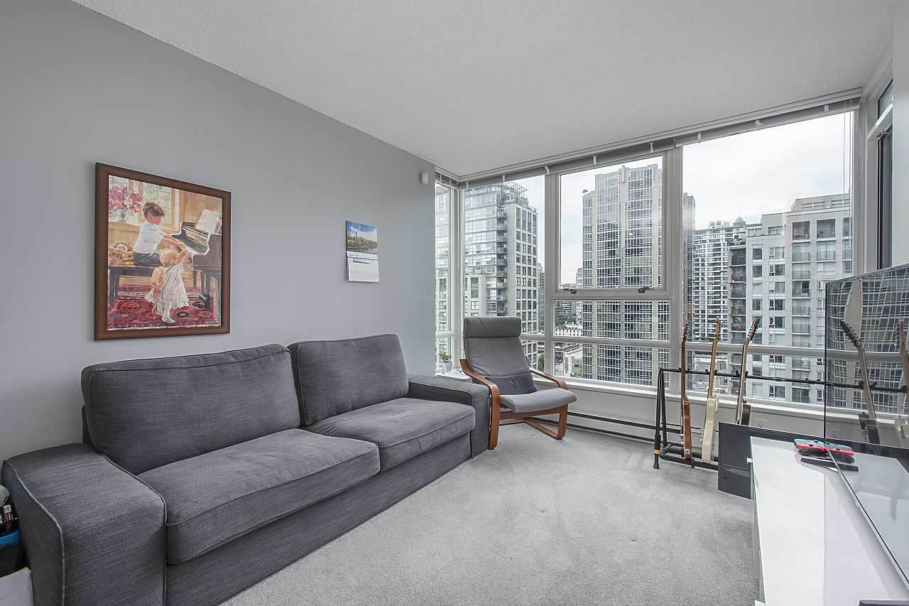 939 Expo Boulevard - Photo 1