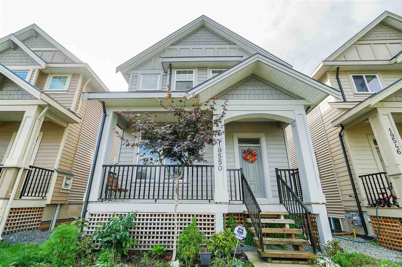 19550 72A Avenue - Photo 1