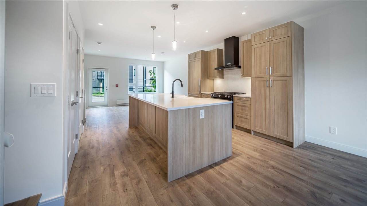 525 2ND Street - Photo 1