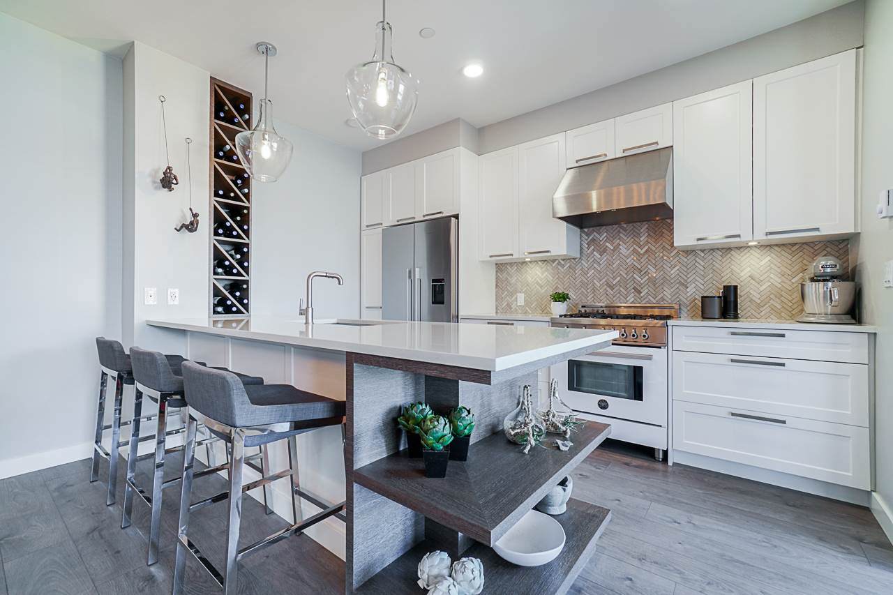 33540 Mayfair Avenue - Photo 1