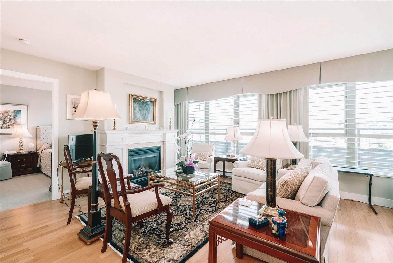 2799 Yew Street - Photo 1
