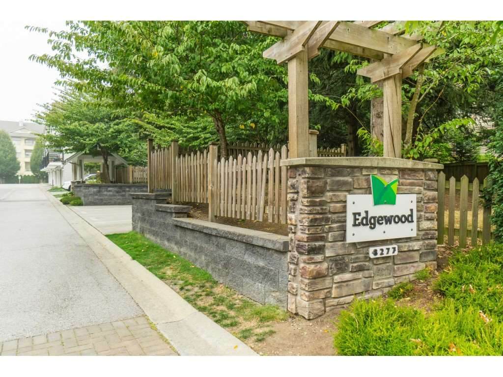 8277 161 Street - Photo 1