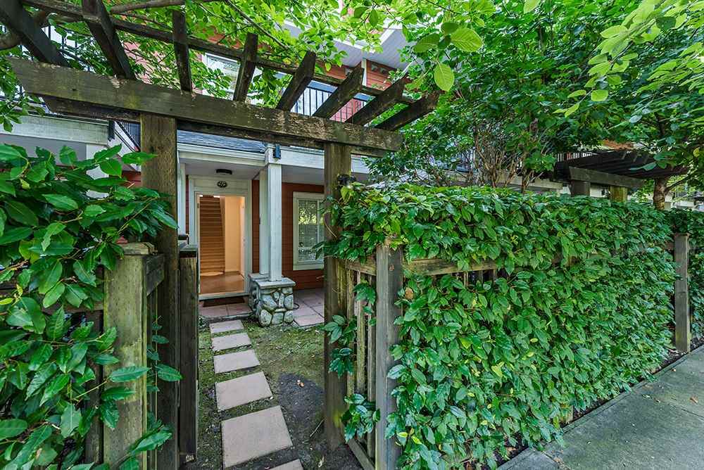 9308 Keefer Avenue - Photo 1