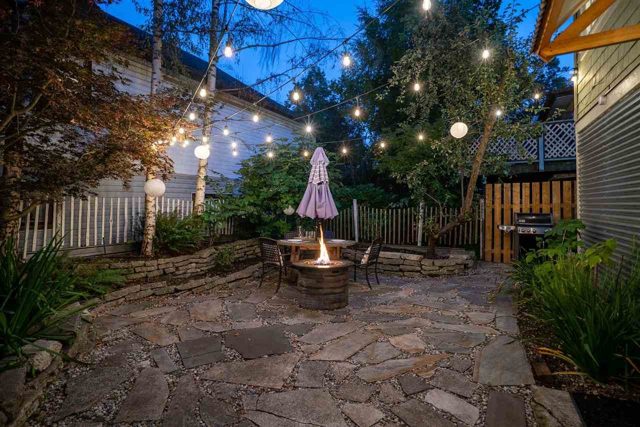 3284 Prince Edward Street - Photo 1