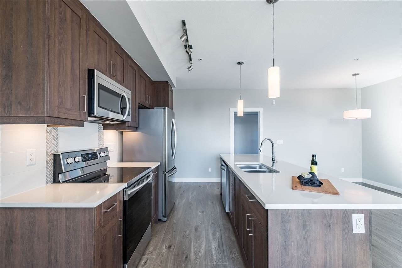 20826 72 Avenue - Photo 1