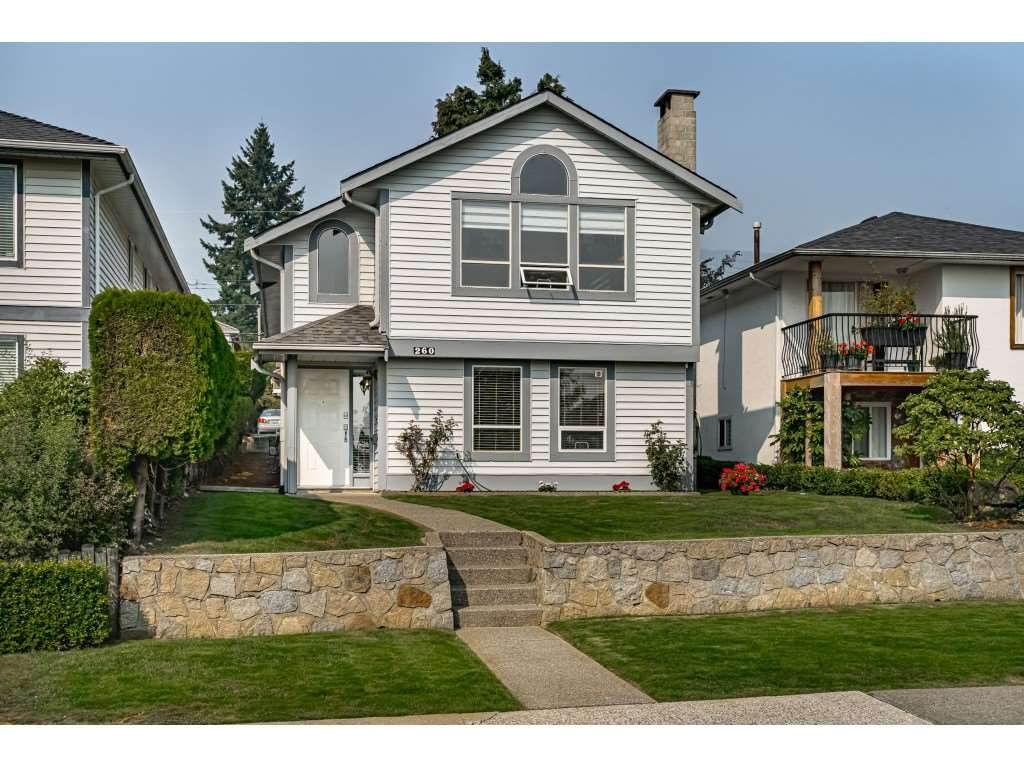 260 27TH Street - Photo 1
