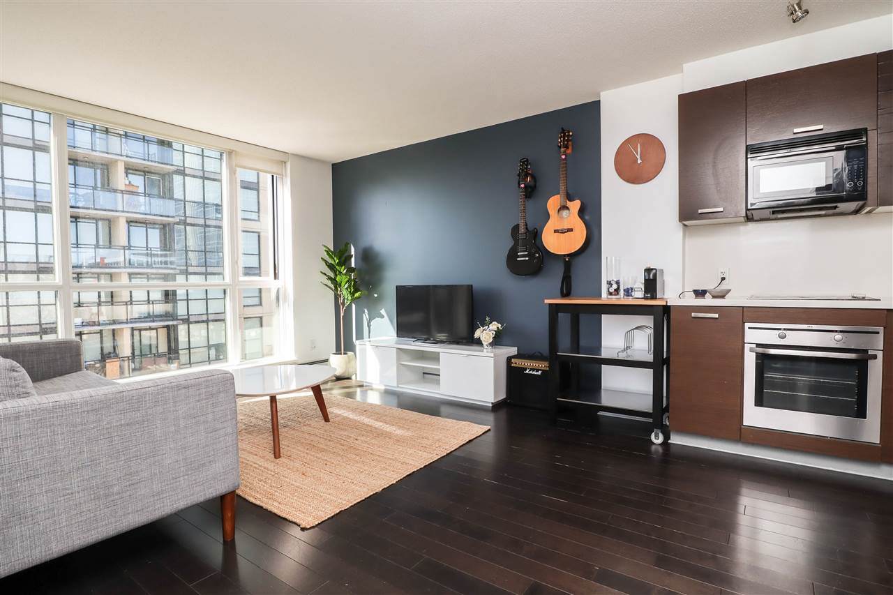 10777 University Drive - Photo 1