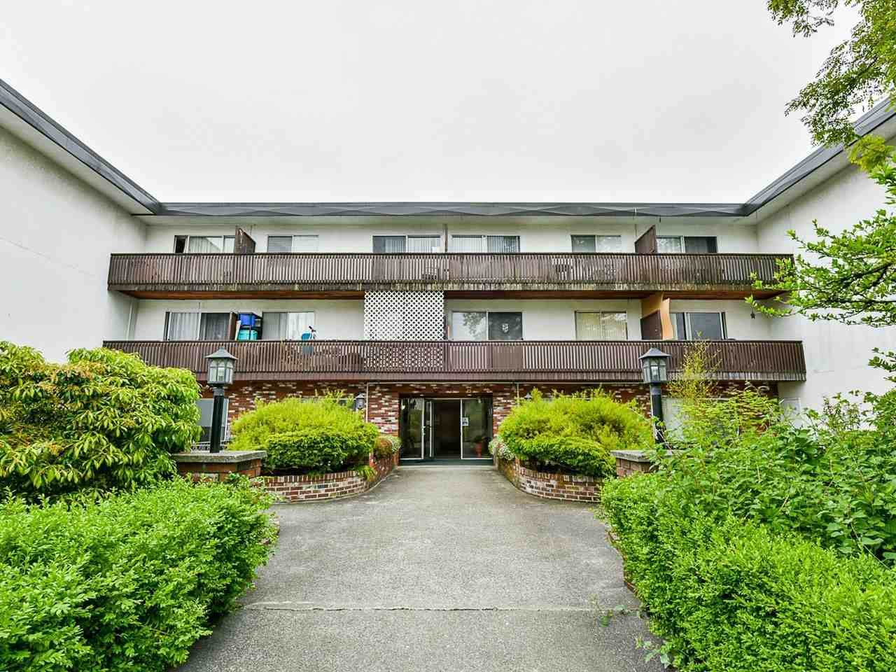 910 Fifth Avenue - Photo 1
