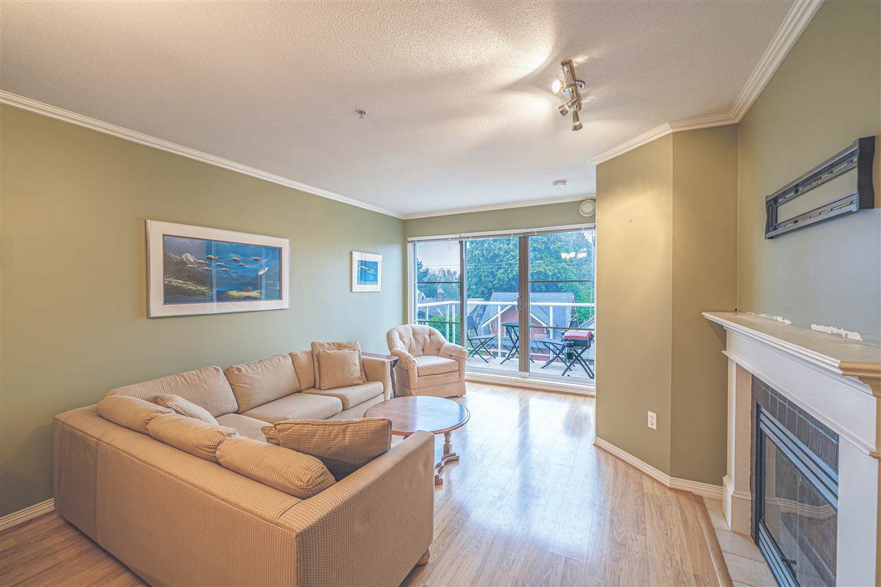 2929 4TH Avenue - Photo 1