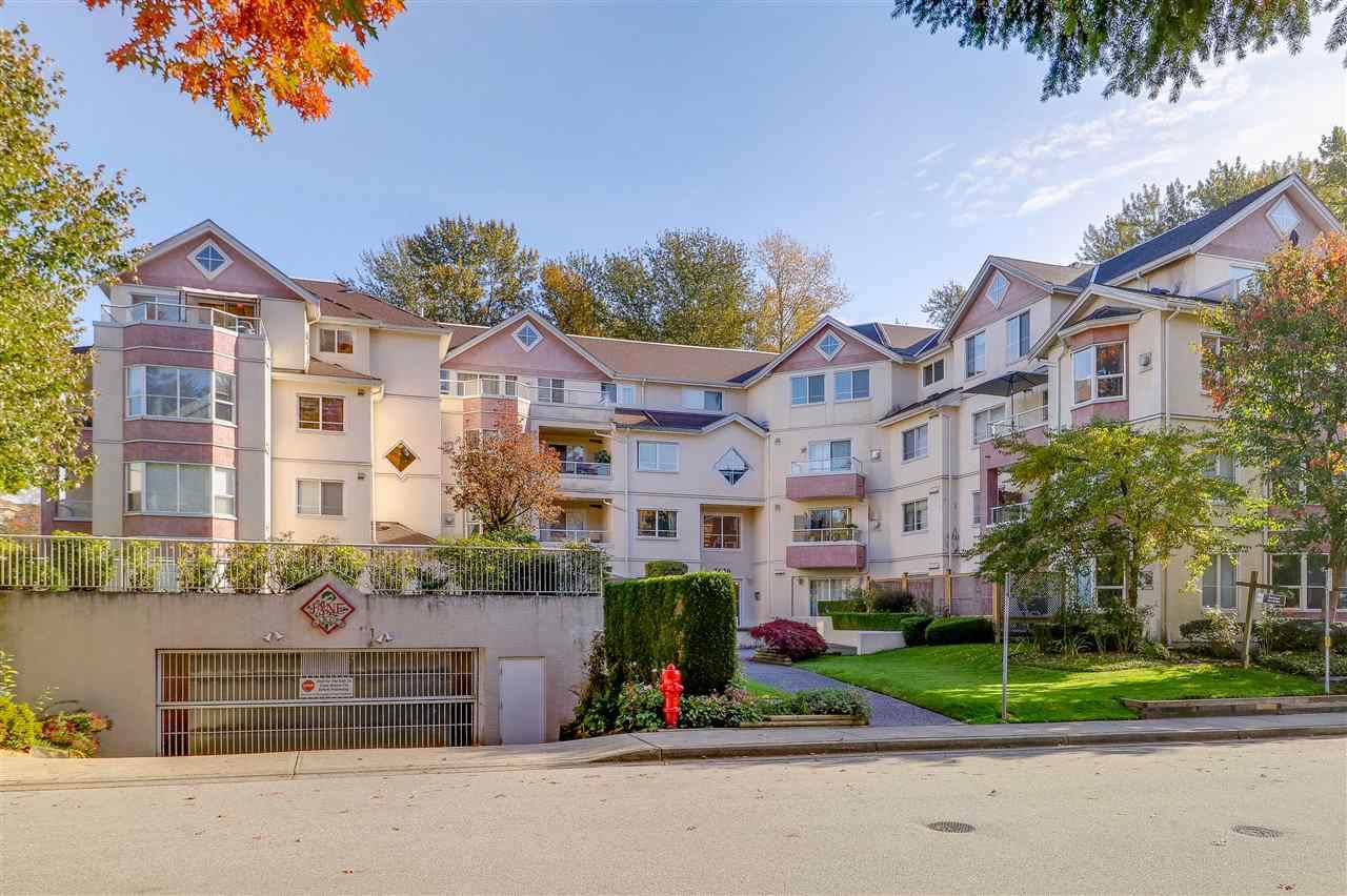2620 Jane Street - Photo 1