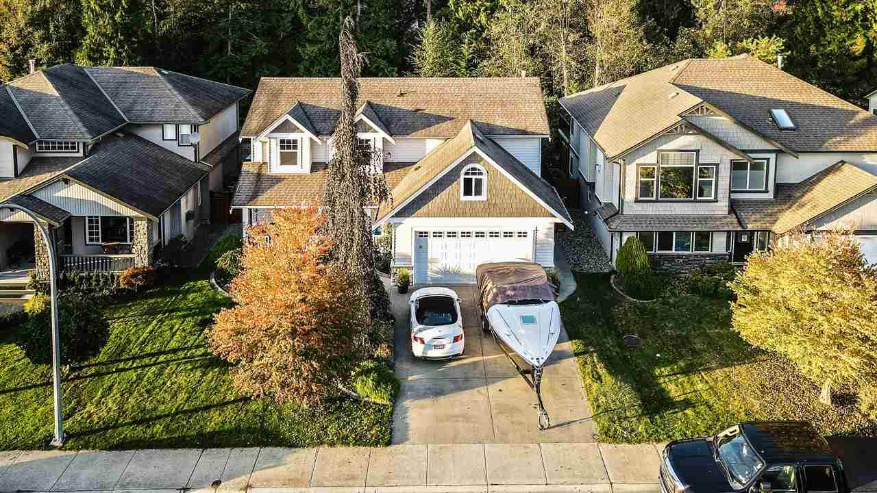 32927 Boothby Avenue - Photo 1
