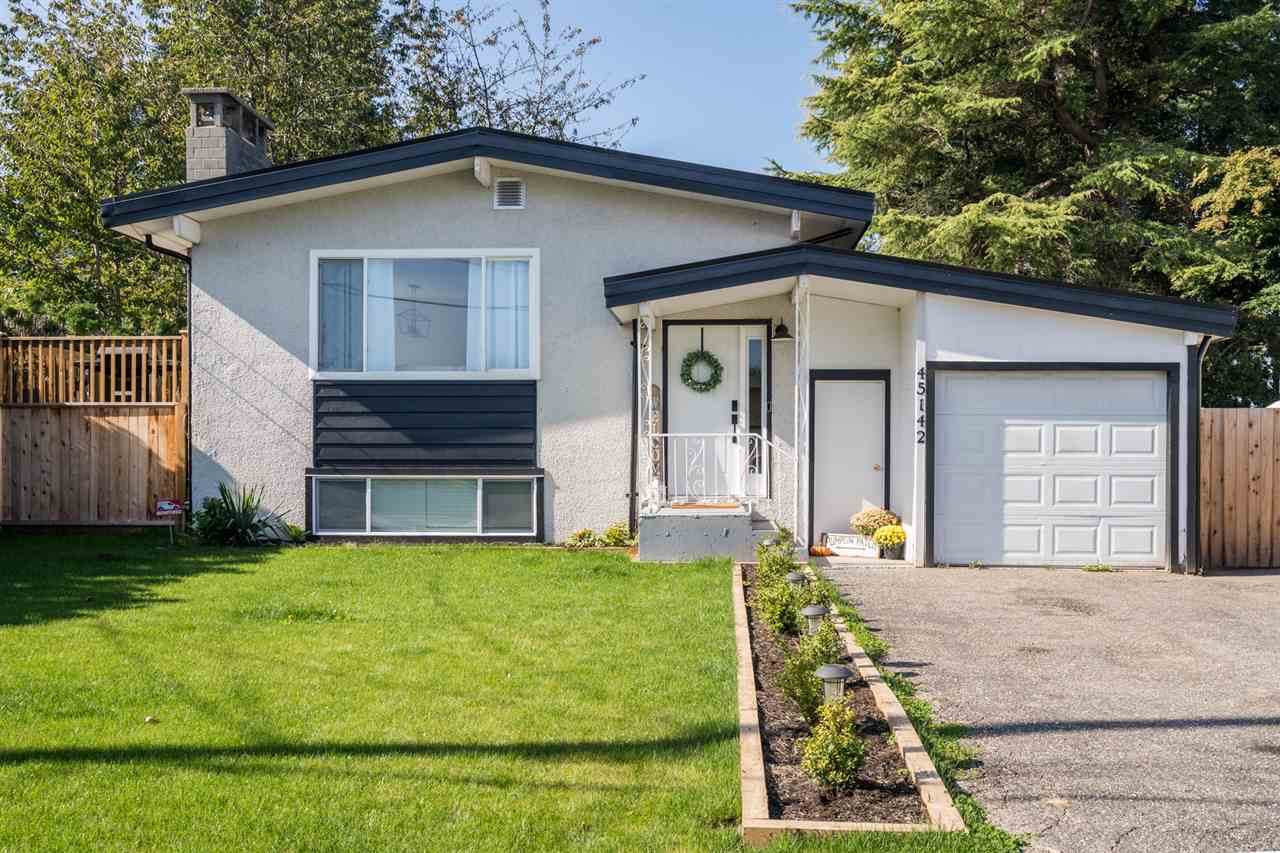 45142 Oliver Crescent - Photo 1