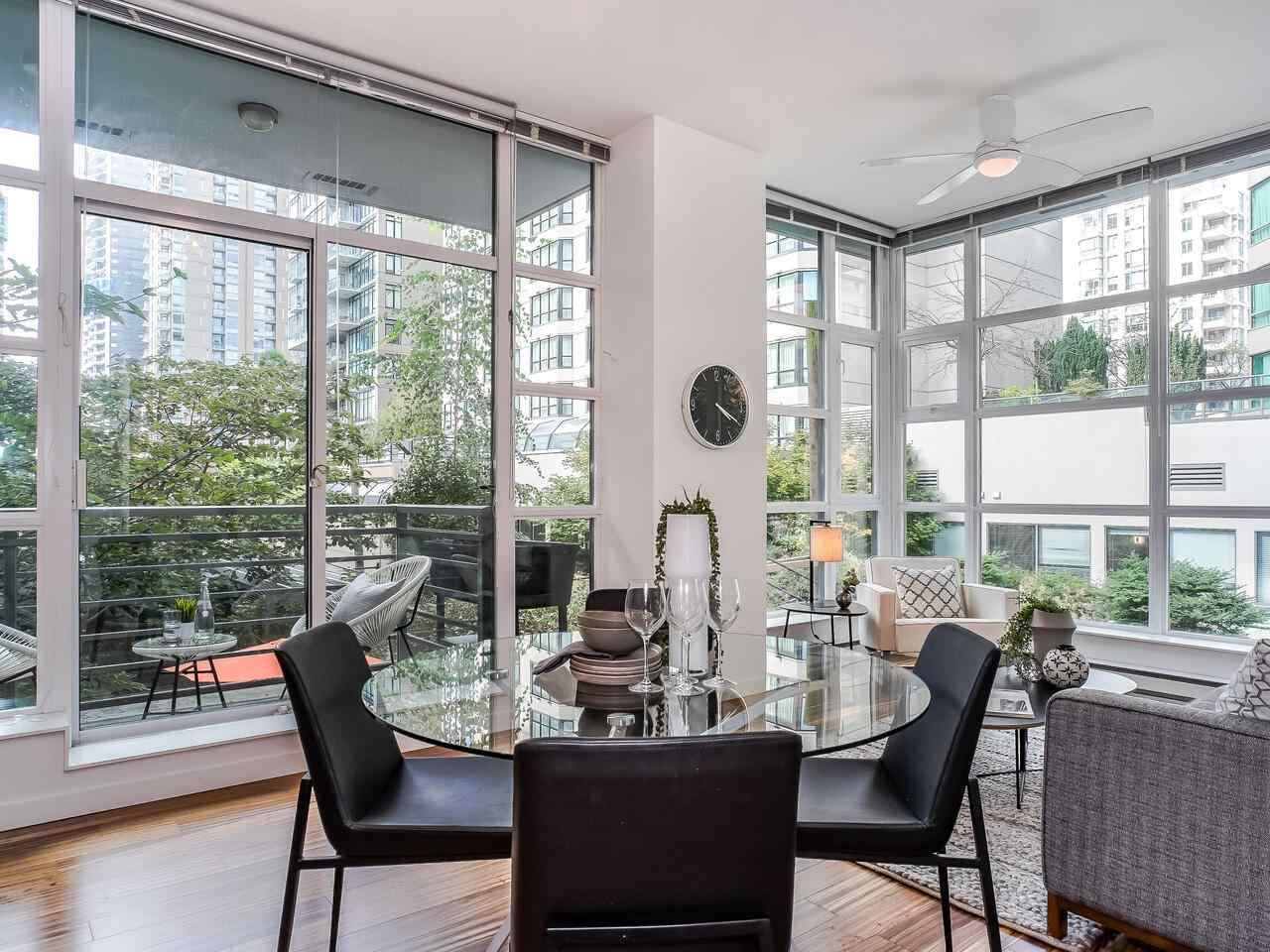 1205 Howe Street - Photo 1