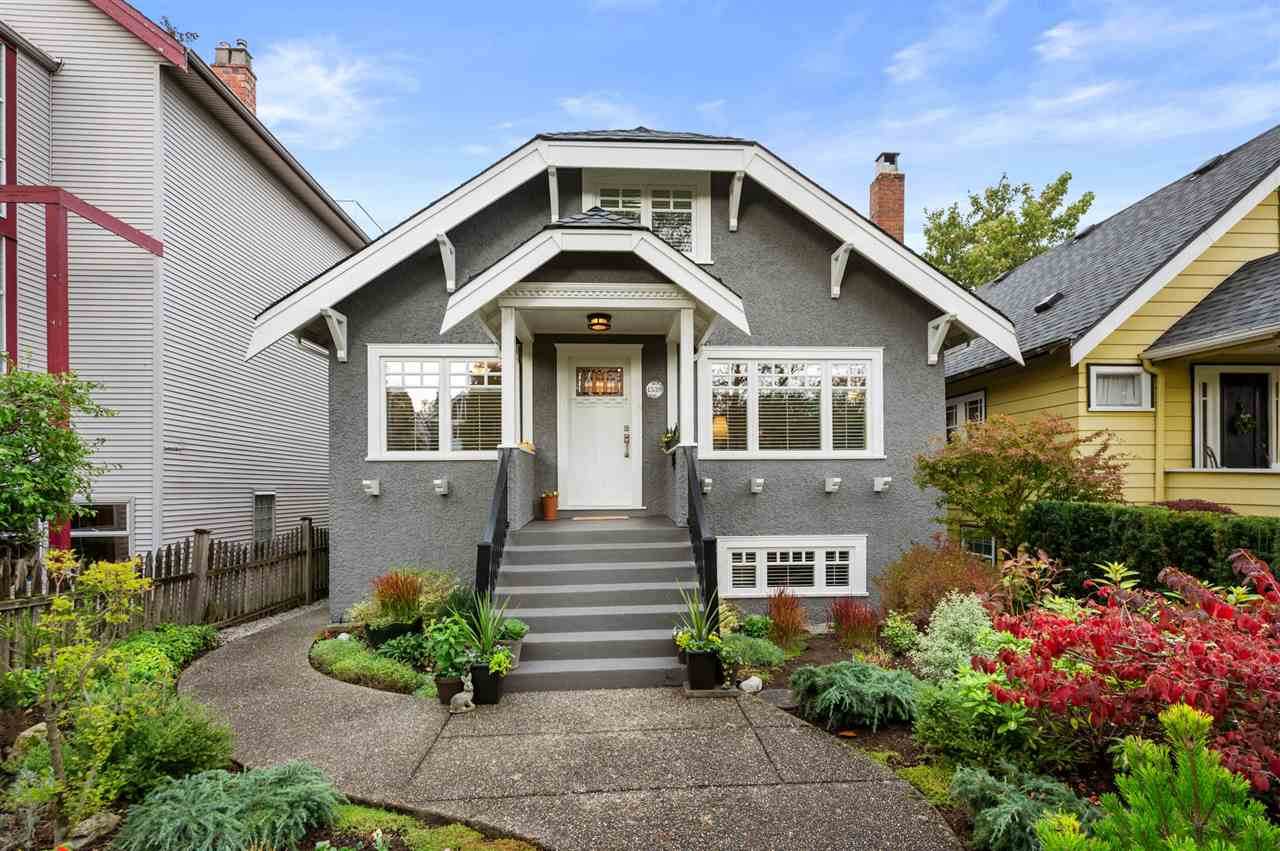 4539 8TH Avenue - Photo 1
