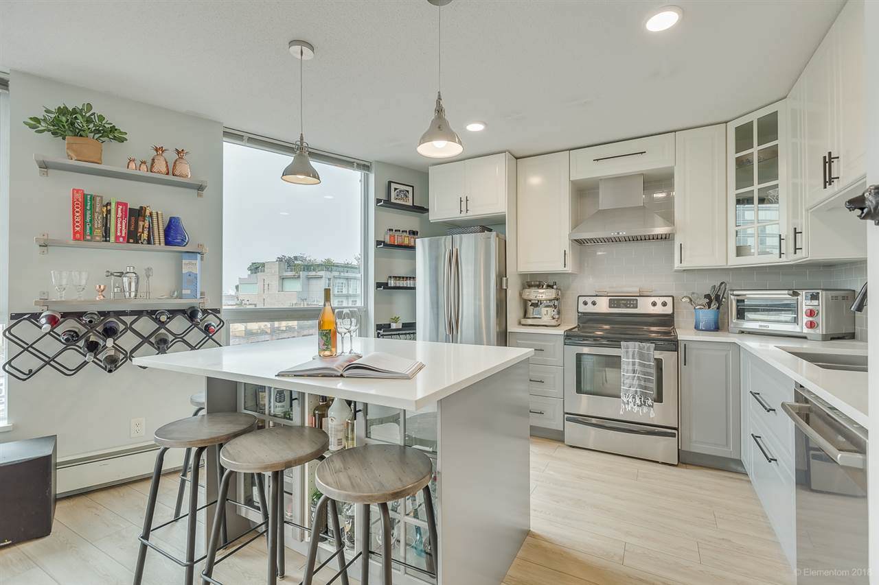 188 Keefer Place - Photo 1