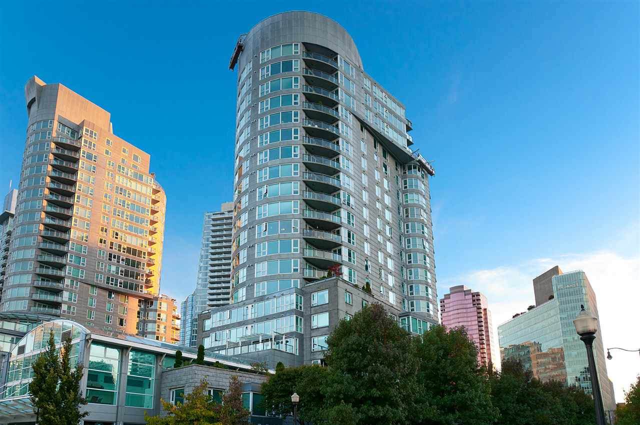 560 Cardero Street - Photo 1