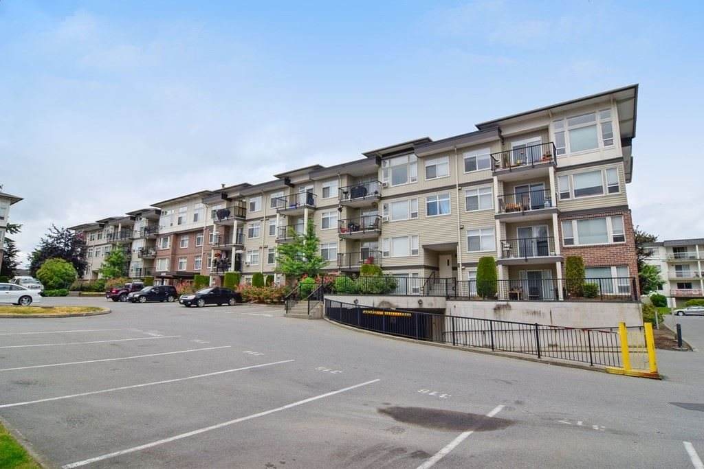 46150 Bole Avenue - Photo 1