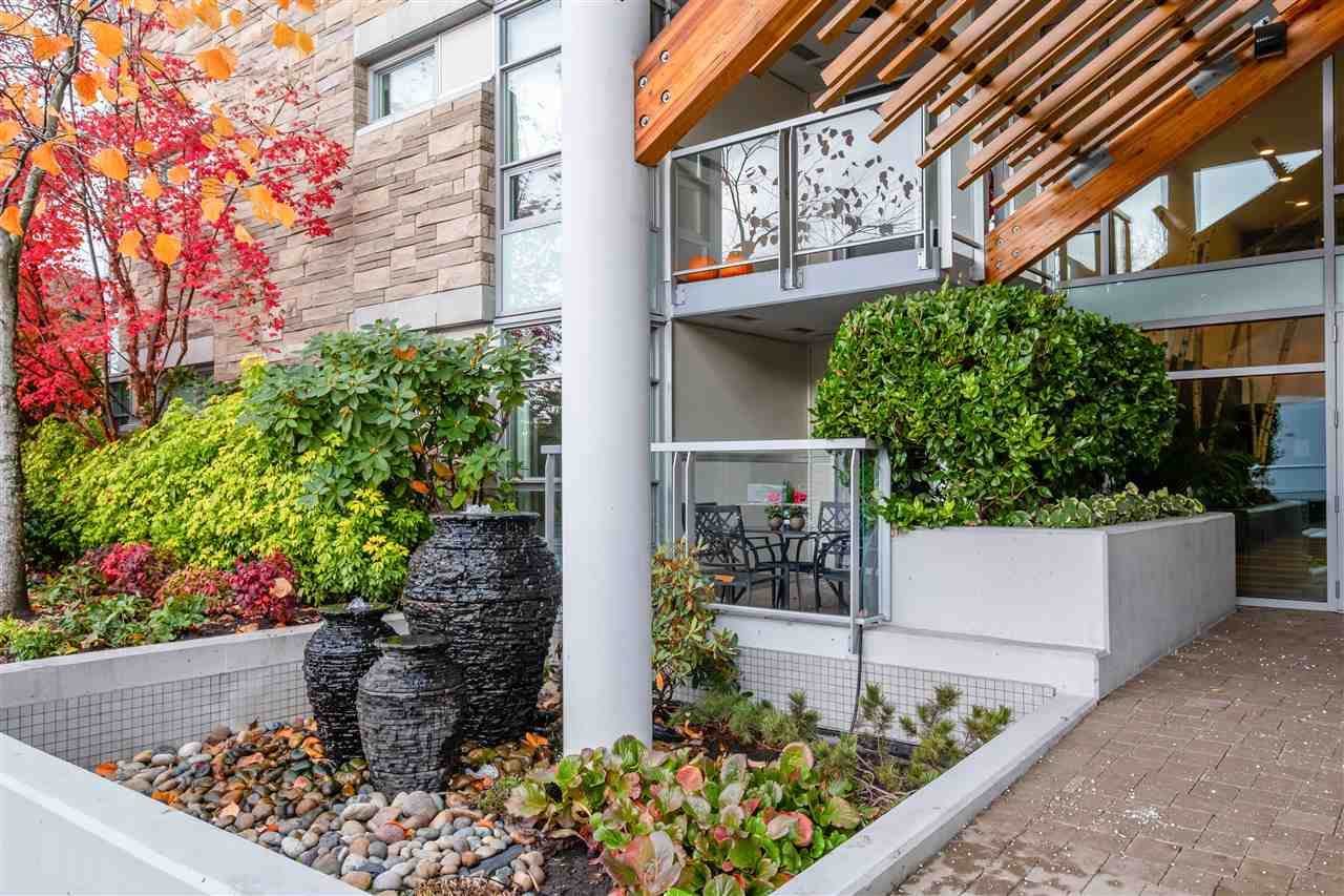 210 13TH Street - Photo 1