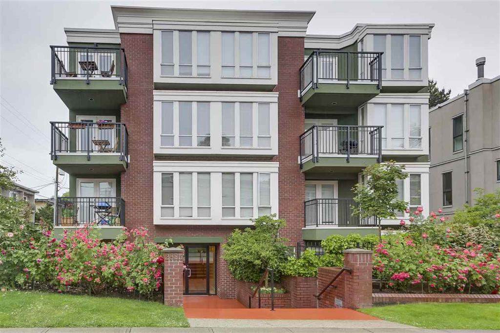 2825 Alder Street - Photo 1
