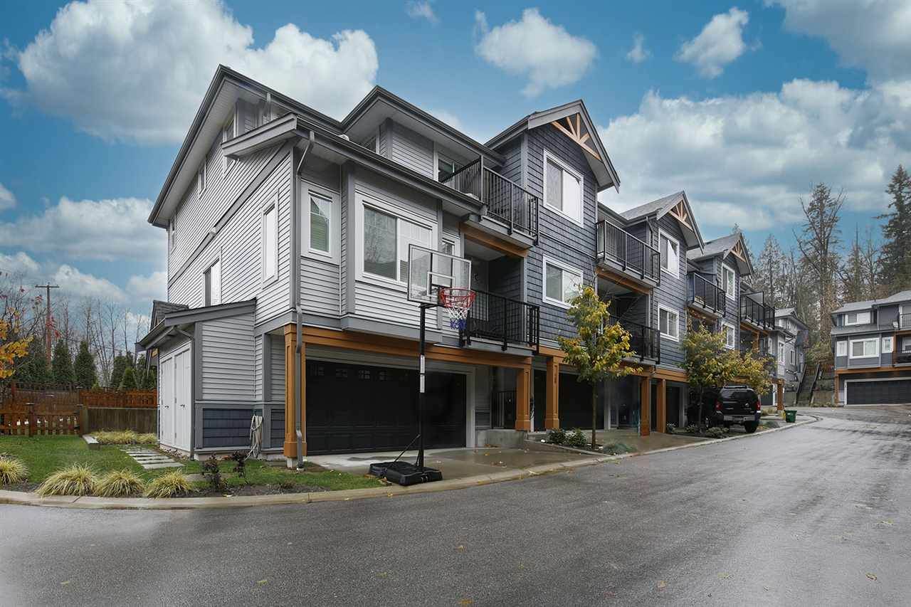 22810 113 Avenue - Photo 1