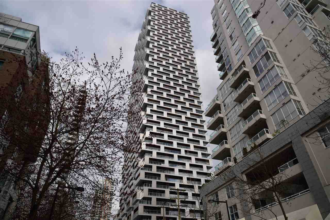 1480 Howe Street - Photo 1