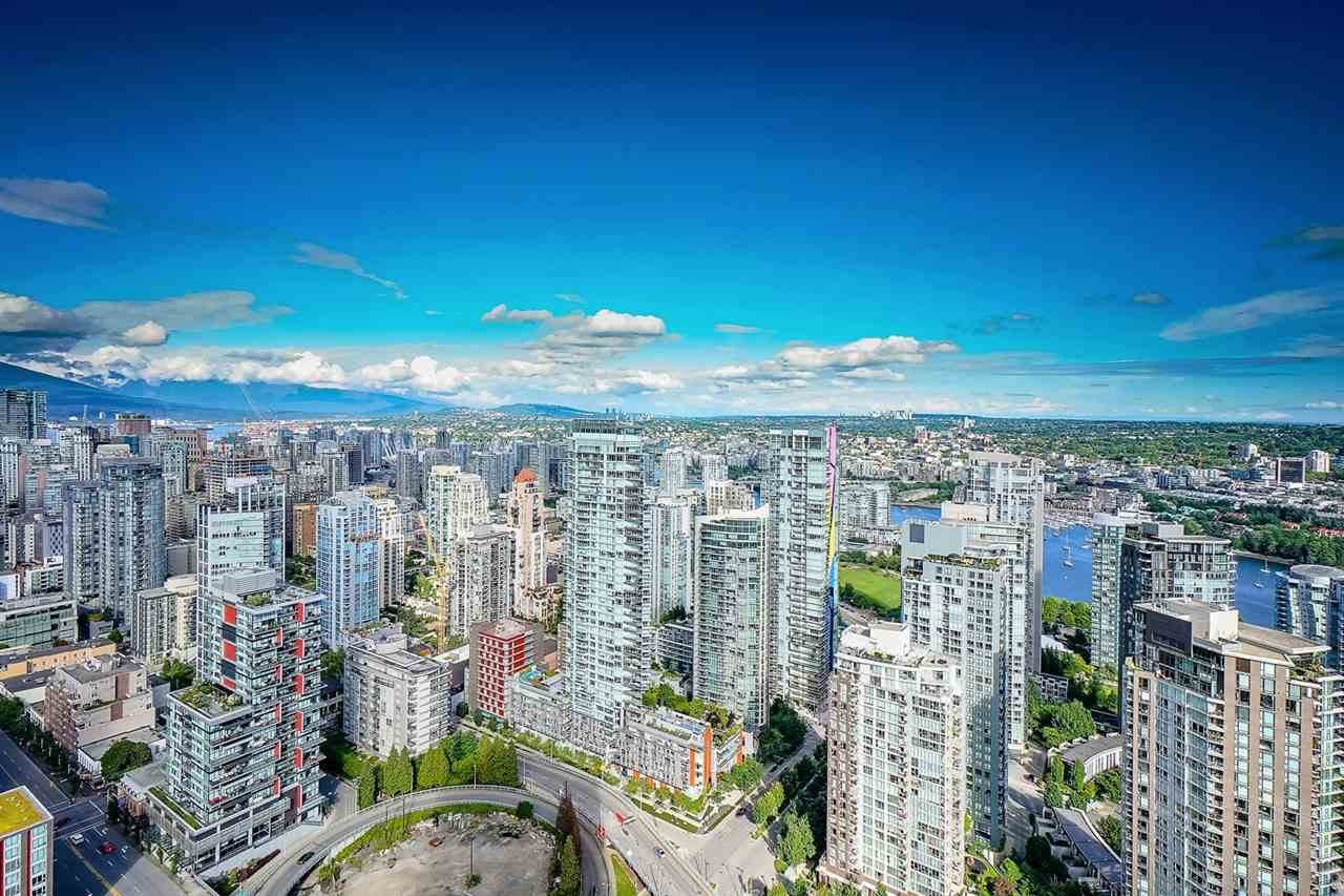 1480 Howe Street - Photo 1