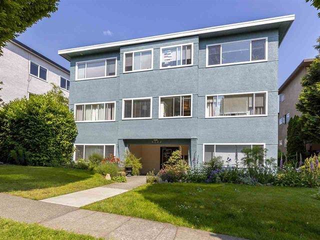 8622 Selkirk Street - Photo 1