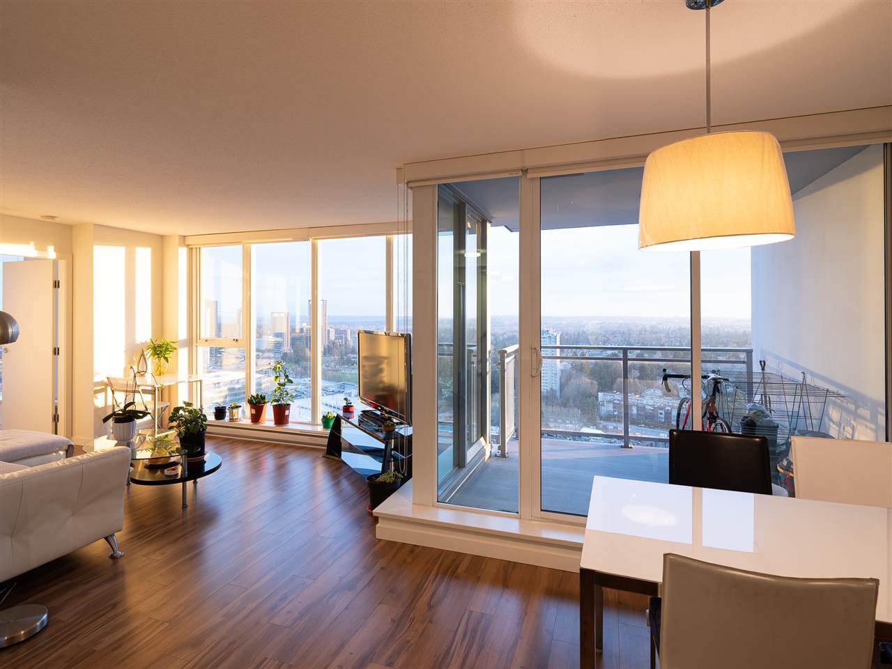 13325 102A Avenue - Photo 1