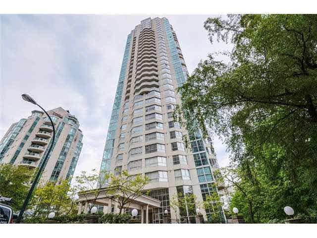 717 Jervis Street - Photo 1
