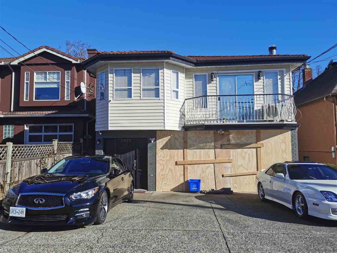 4928 Rupert Street - Photo 1