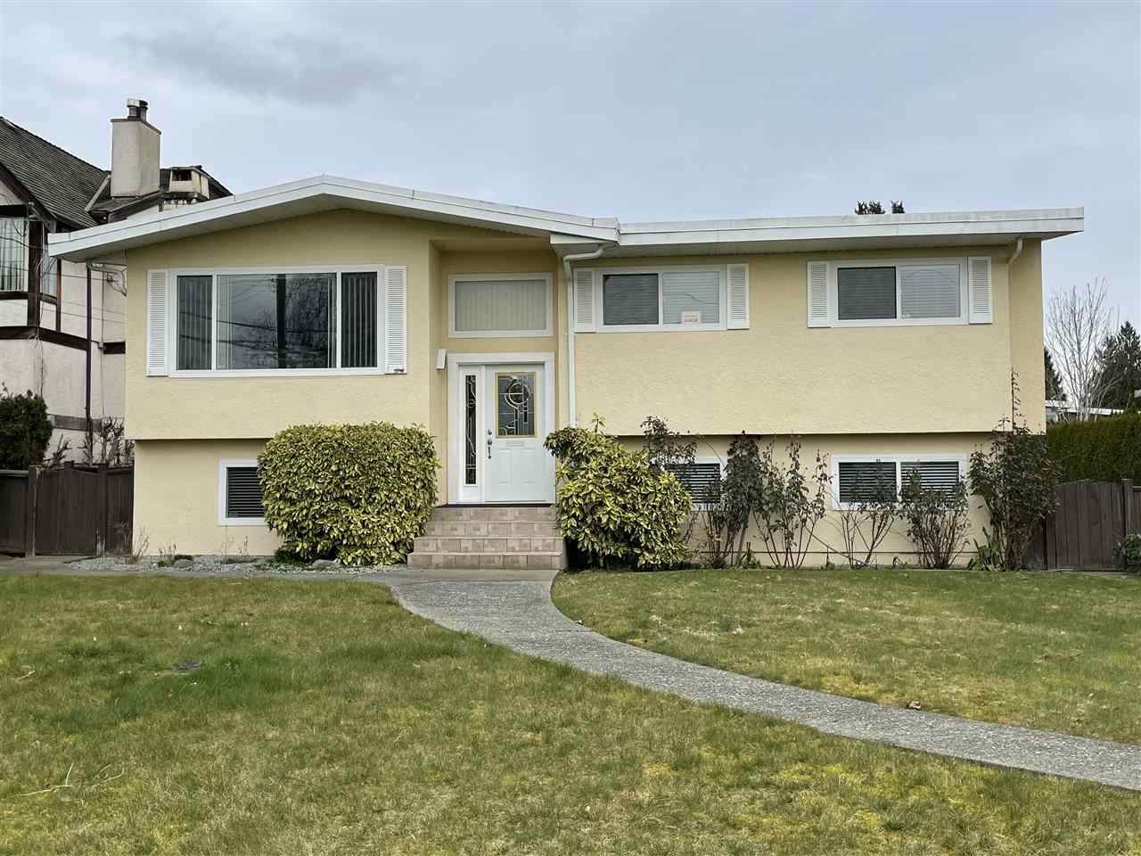 1890 Kensington Avenue - Photo 1
